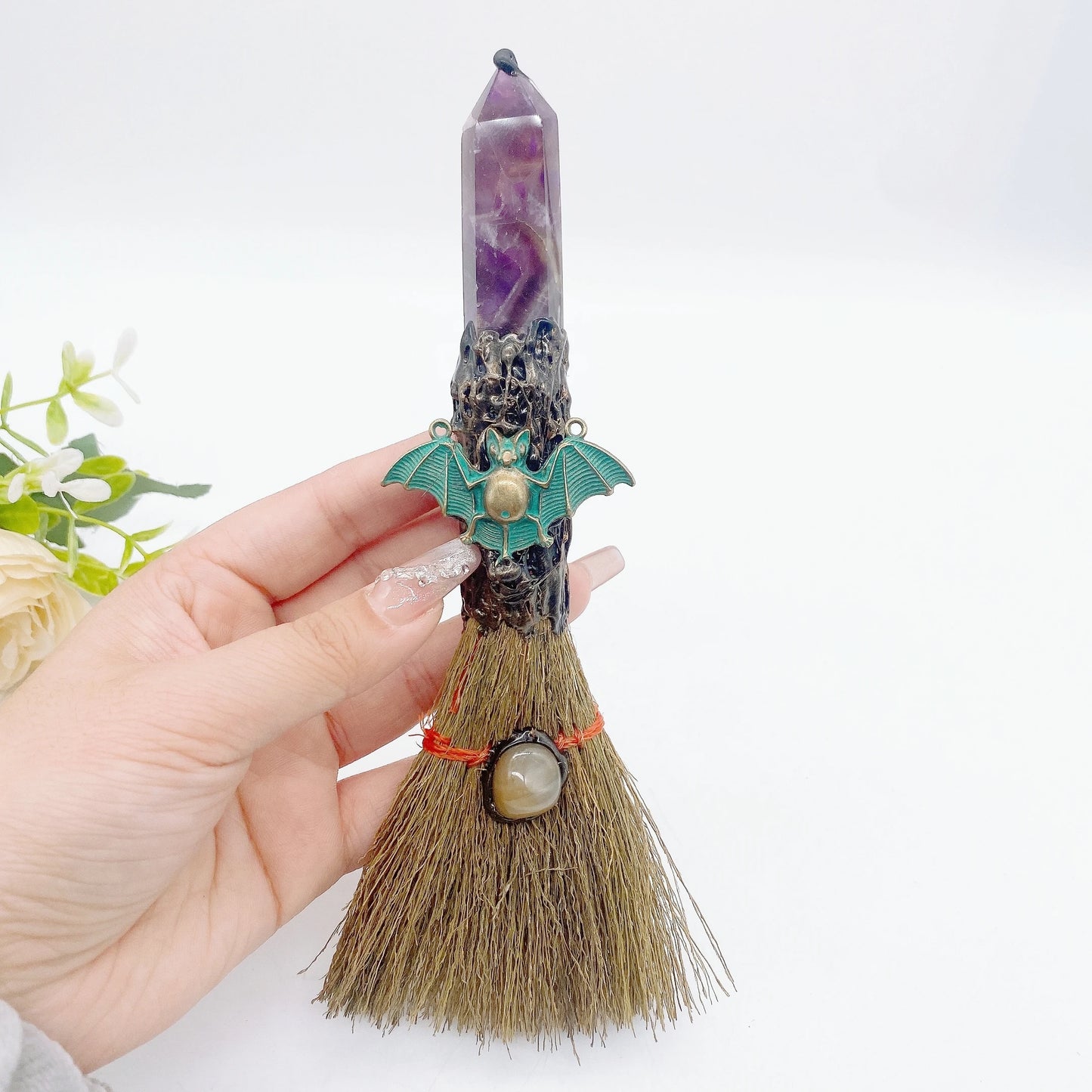 Natural Crystal Point Magic Broom Natural Clear Quartz Crafts Witch Broomstick Divination Energy Reiki Healing Home Garden Decor