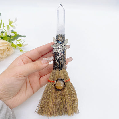 Natural Crystal Point Magic Broom Natural Clear Quartz Crafts Witch Broomstick Divination Energy Reiki Healing Home Garden Decor