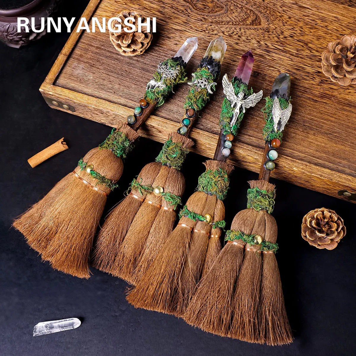1pc Natural Crystal Point Stone Amethyst Altar Witch Supplies Table Decoration Family Tree Charms Feather Broom Crafts