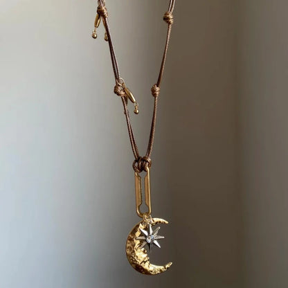 Vintage Bohemian Star Moon Leather Rope Necklace, Perfect for Women's Exquisite Fashion Charm Jewelry Gift