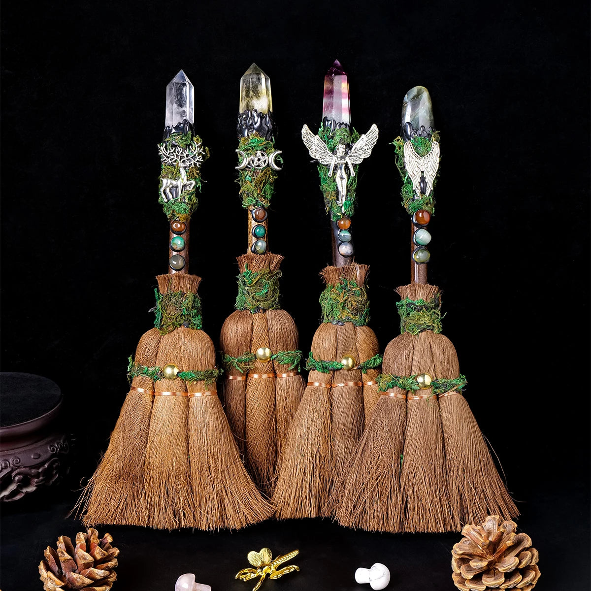1pc Natural Crystal Point Stone Amethyst Altar Witch Supplies Table Decoration Family Tree Charms Feather Broom Crafts